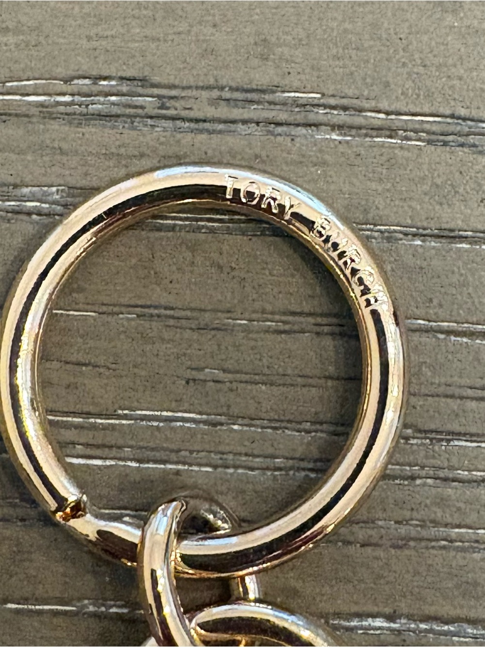 Tory Burch key chain - Picture 4 of 5
